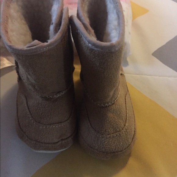 Baby girl bundle - Picture 5 of 5